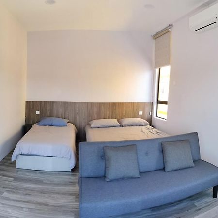 Mersingfirstfloor丰盛港二楼民宿 מראה חיצוני תמונה