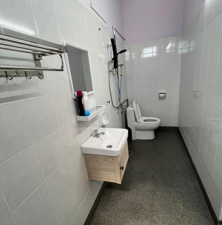 Mersingfirstfloor丰盛港二楼民宿 מראה חיצוני תמונה